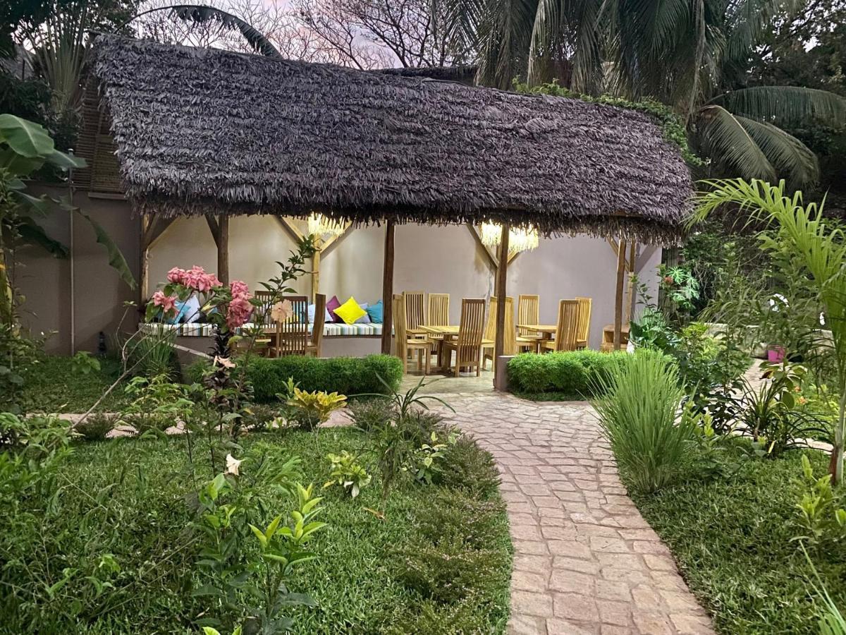 La Perle Rare De Nosy Be Hotel Ambatoloaka  Eksteriør billede
