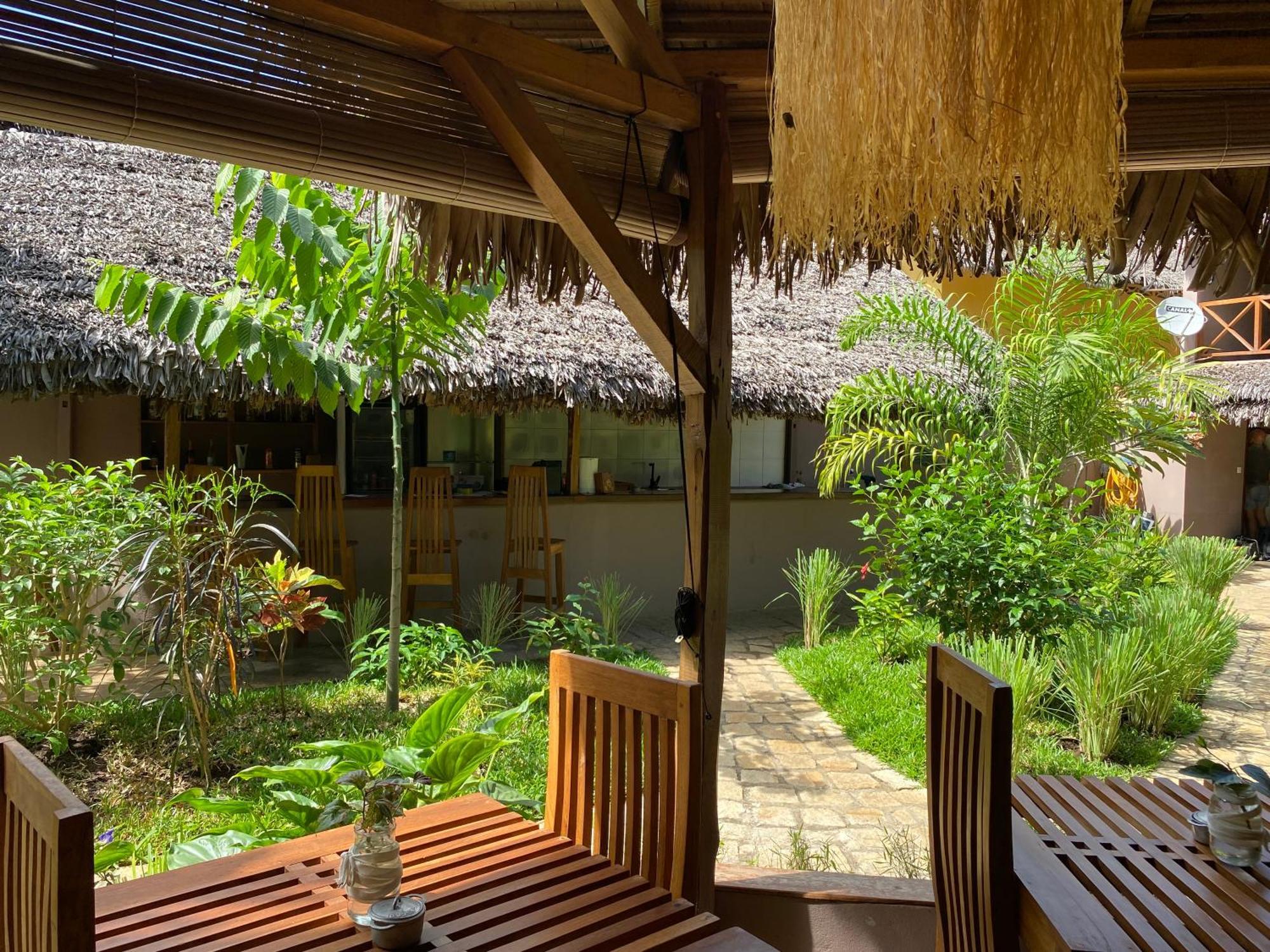 La Perle Rare De Nosy Be Hotel Ambatoloaka  Eksteriør billede