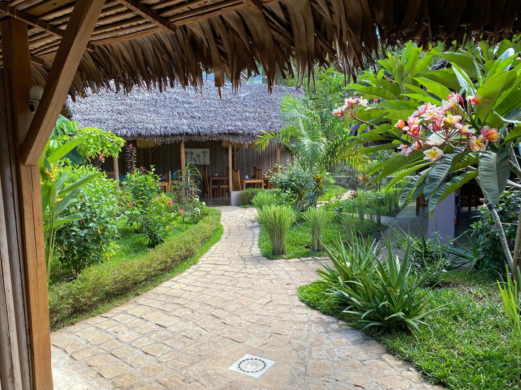 La Perle Rare De Nosy Be Hotel Ambatoloaka  Eksteriør billede