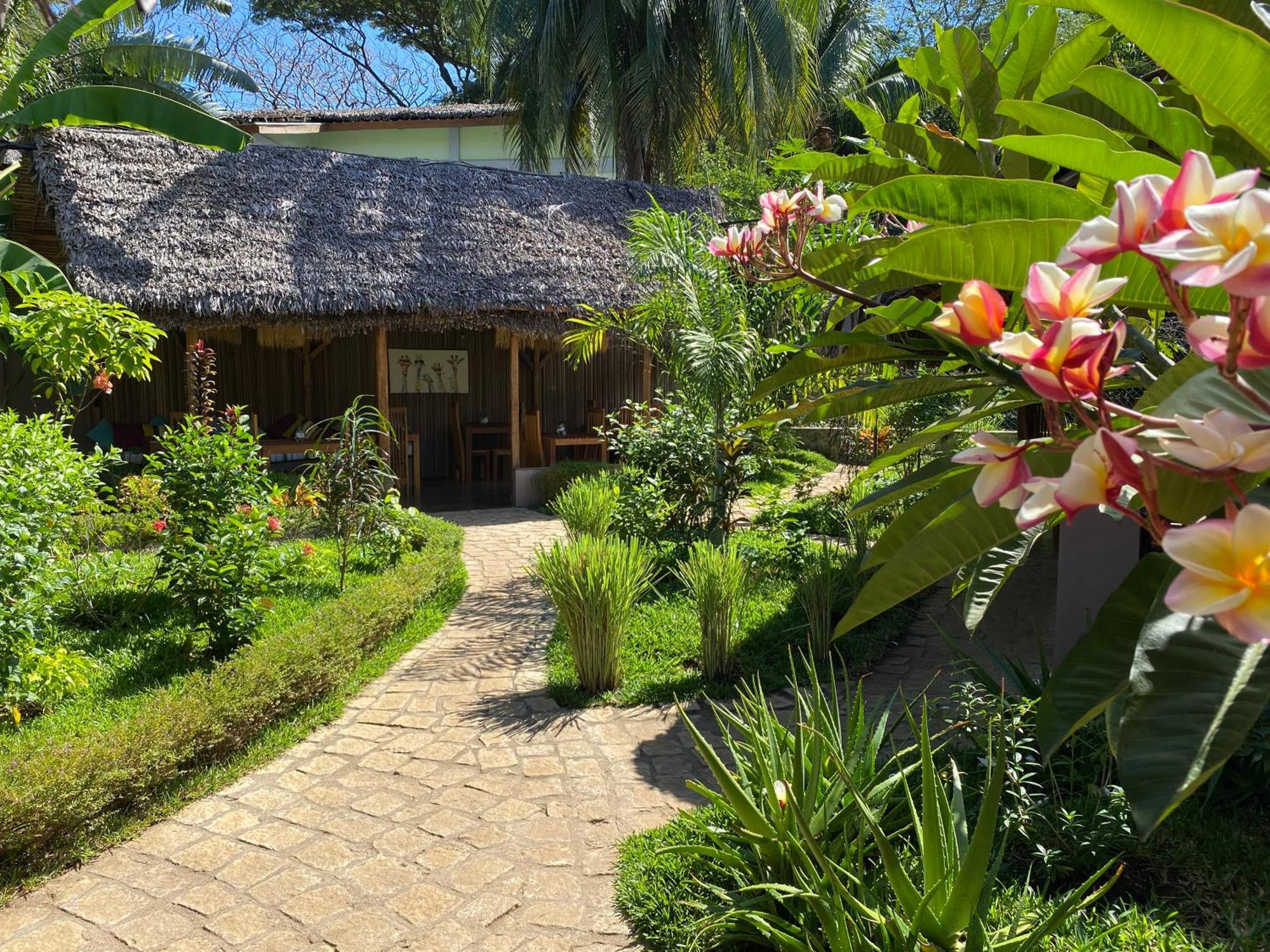 La Perle Rare De Nosy Be Hotel Ambatoloaka  Eksteriør billede