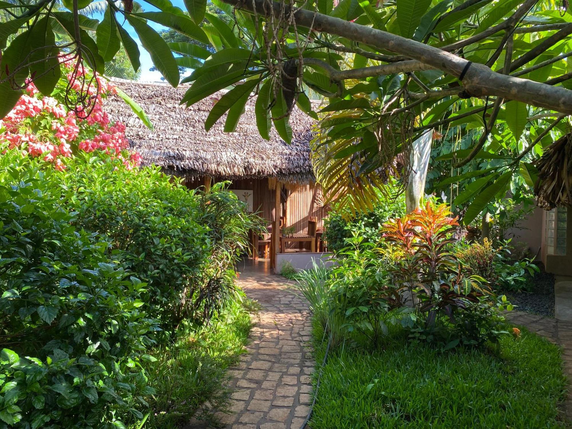 La Perle Rare De Nosy Be Hotel Ambatoloaka  Eksteriør billede